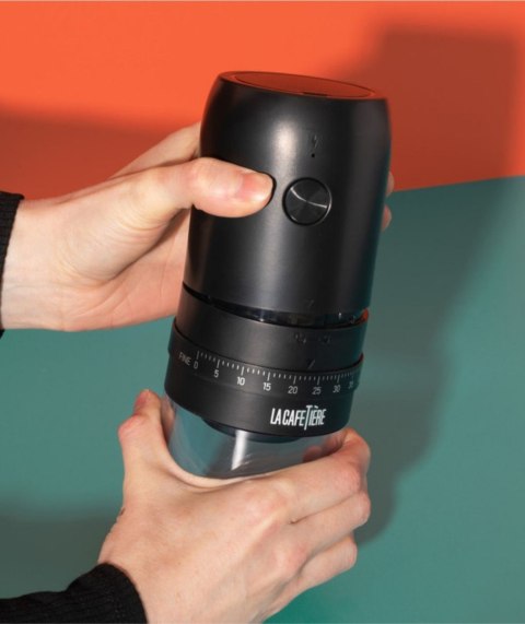 La Cafetière Elektryczny Młynek do Kawy z Ceramicznymi Żarnami, 200 ml